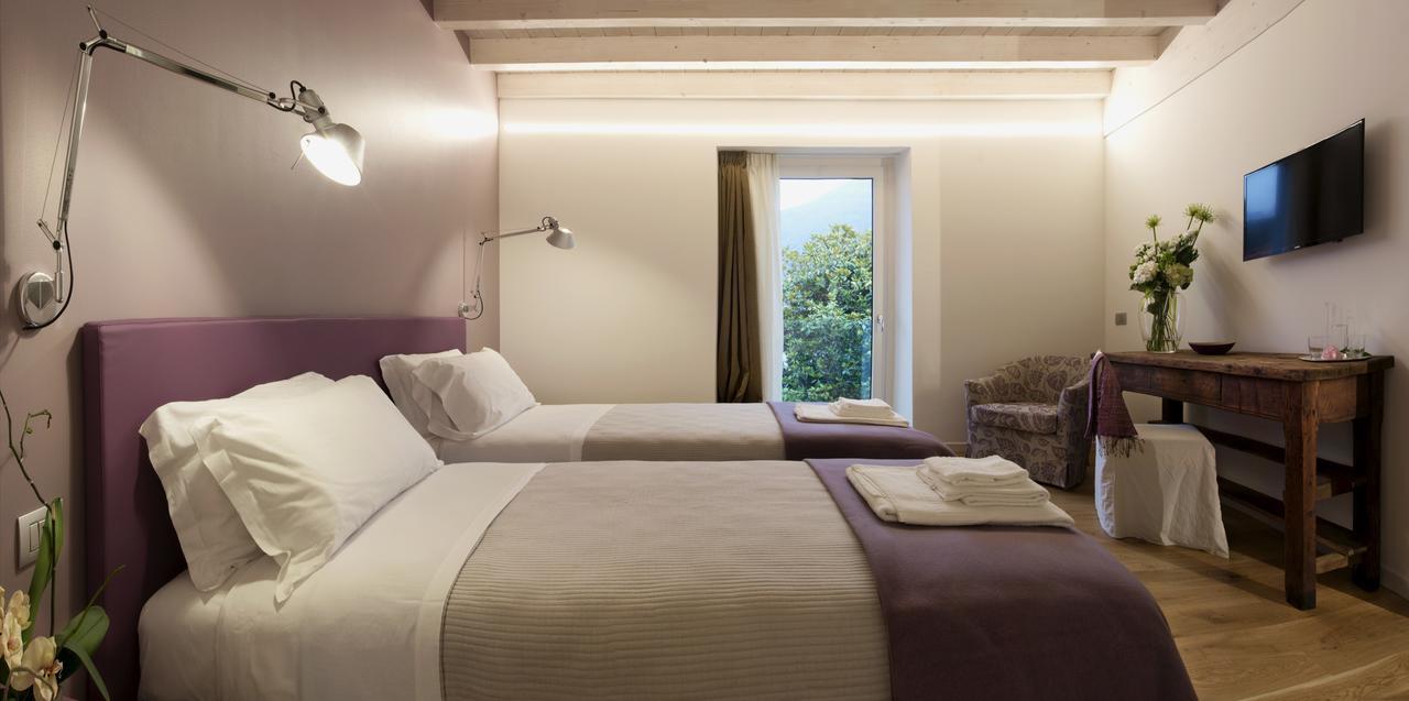 Esine Manzoni 124 Bed&Relax B&B 외부 사진